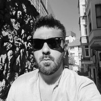 qodef-team-image